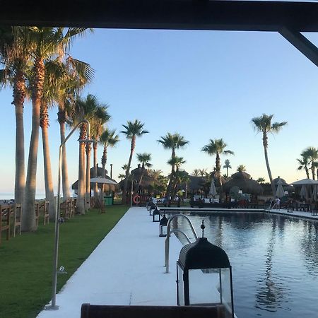 Apartamento Con Piscina ,Playa Con Vistas Panoramicas En La Marina De Sotogrande San Roque  Exterior foto