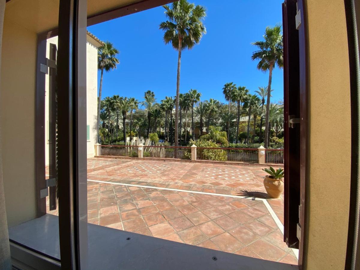 Apartamento Con Piscina ,Playa Con Vistas Panoramicas En La Marina De Sotogrande San Roque  Exterior foto
