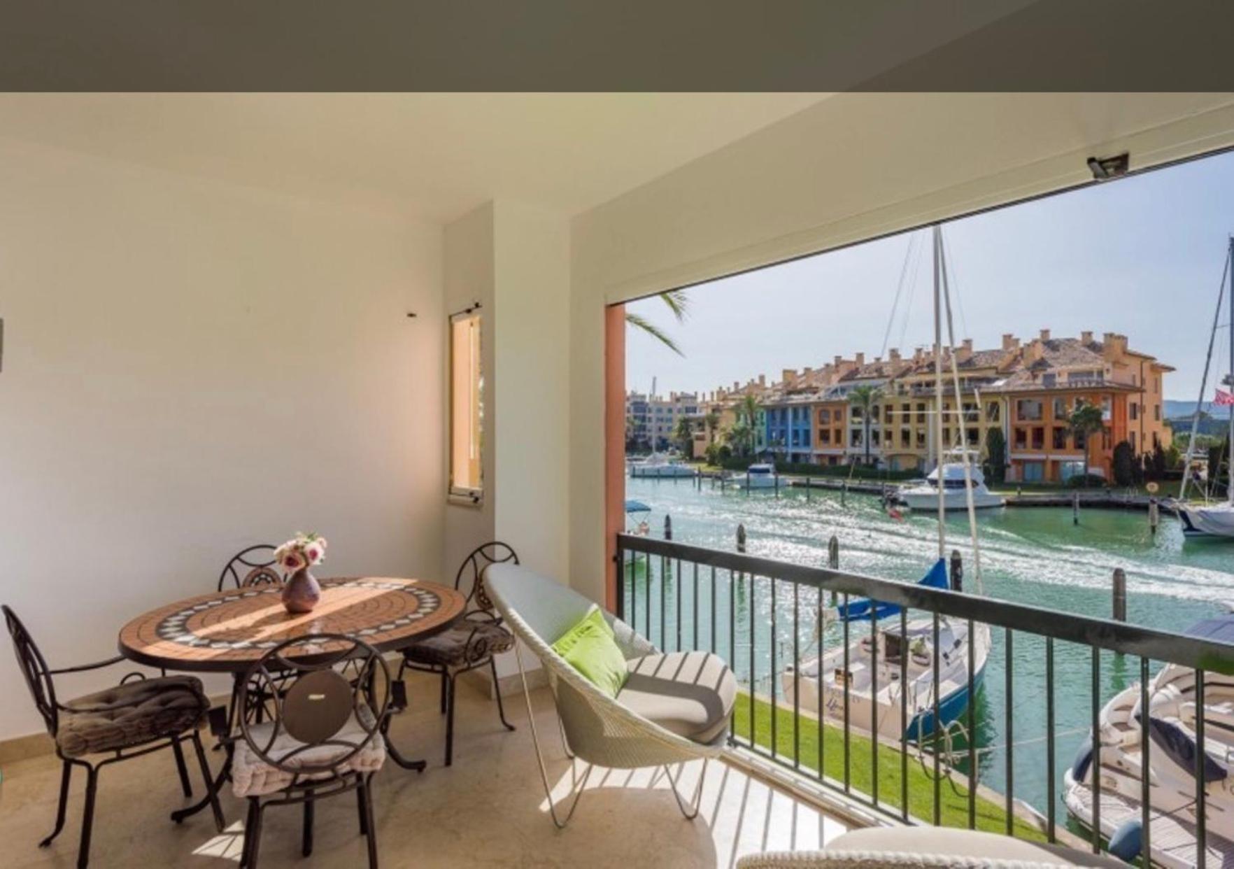 Apartamento Con Piscina ,Playa Con Vistas Panoramicas En La Marina De Sotogrande San Roque  Exterior foto