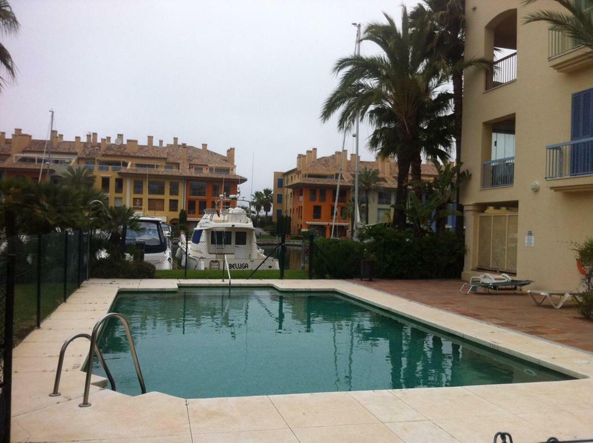 Apartamento Con Piscina ,Playa Con Vistas Panoramicas En La Marina De Sotogrande San Roque  Exterior foto